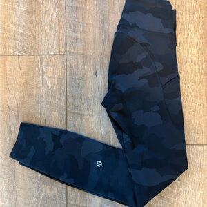 Camo Lululemon leggings
Size: 0